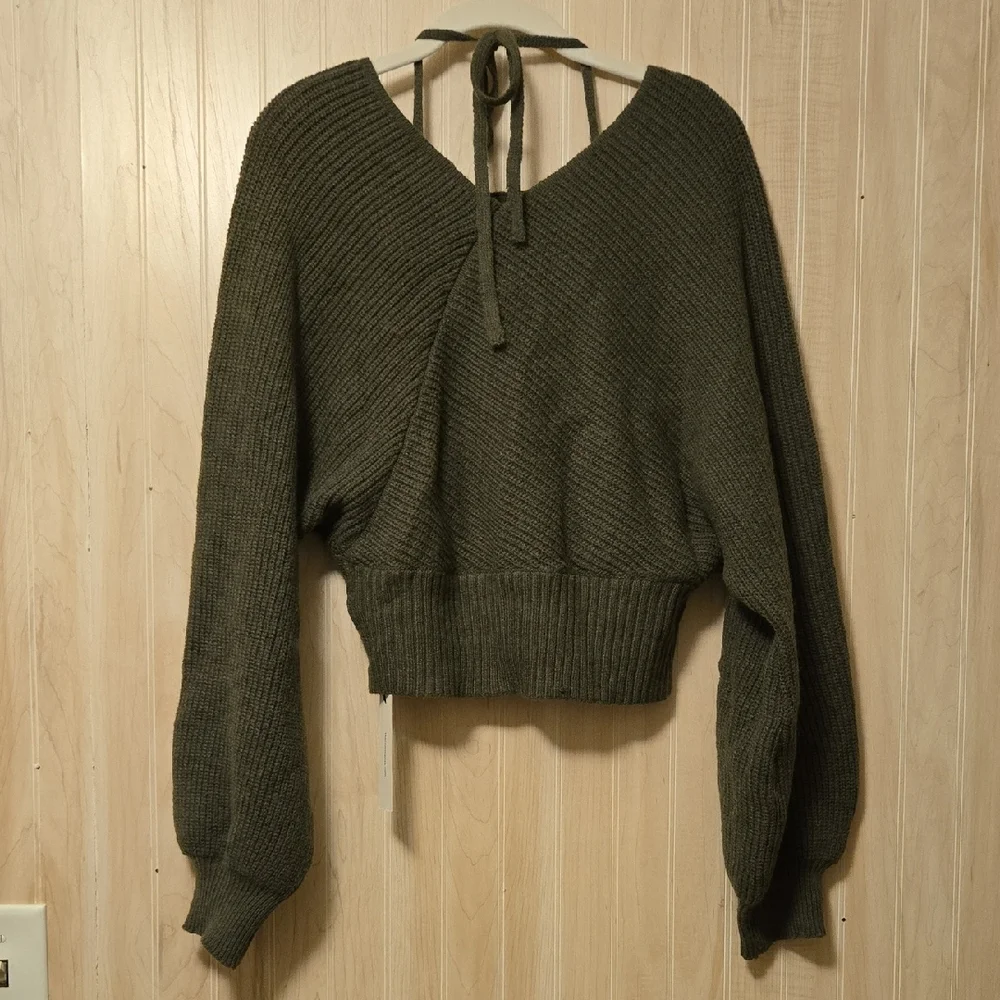 Commense Green two in one Bat Sleeve Halter Knit Sweater - Picture 4 of 5